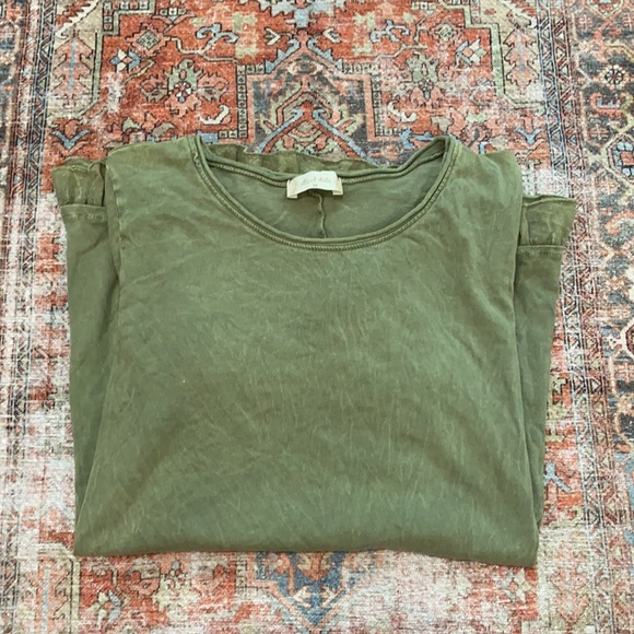 Altar’d State Ruffle Top - Picture 4 of 6